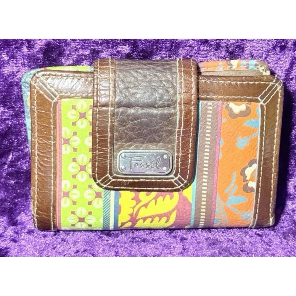 Fossil Wallet Patchwork Floral Boho Leather Snap Bifold Multicolor Y2K